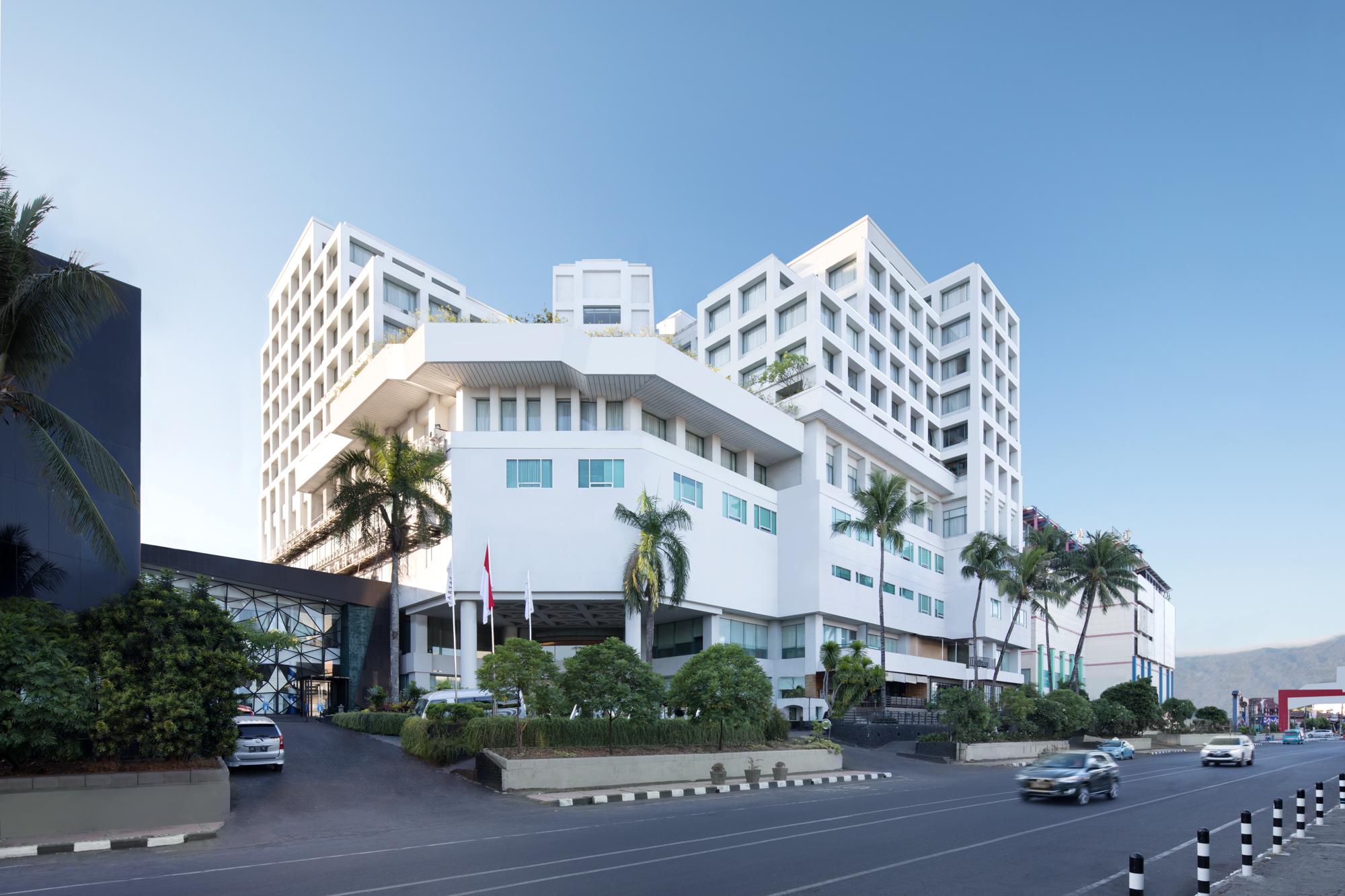 Aryaduta Manado Luaran gambar