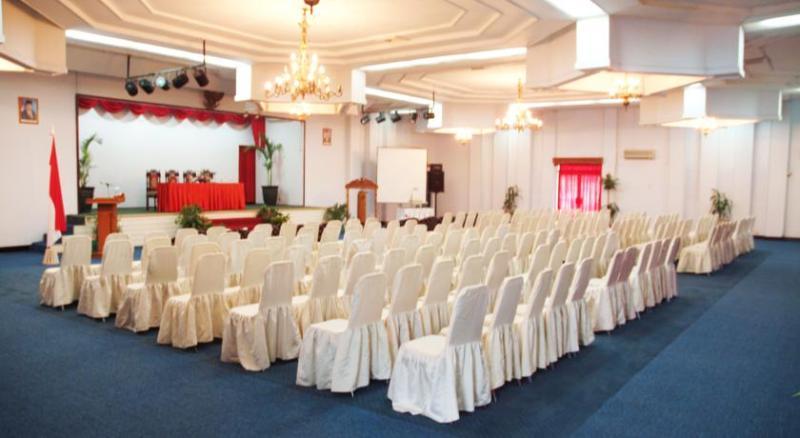Aryaduta Manado Luaran gambar