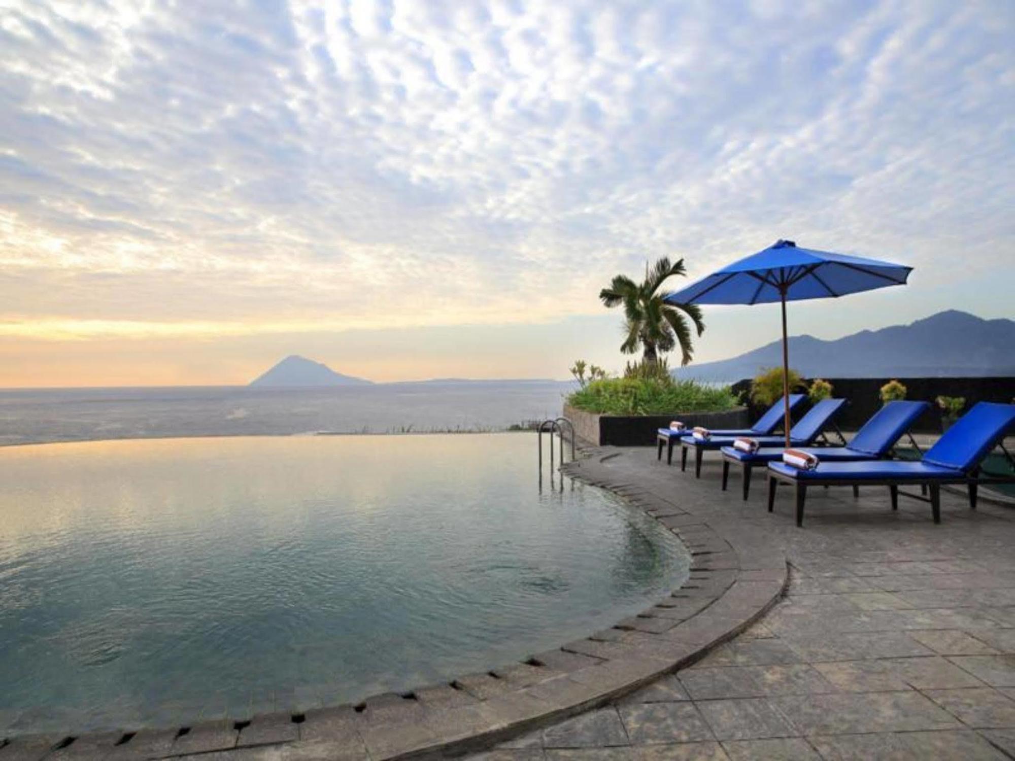 Aryaduta Manado Luaran gambar